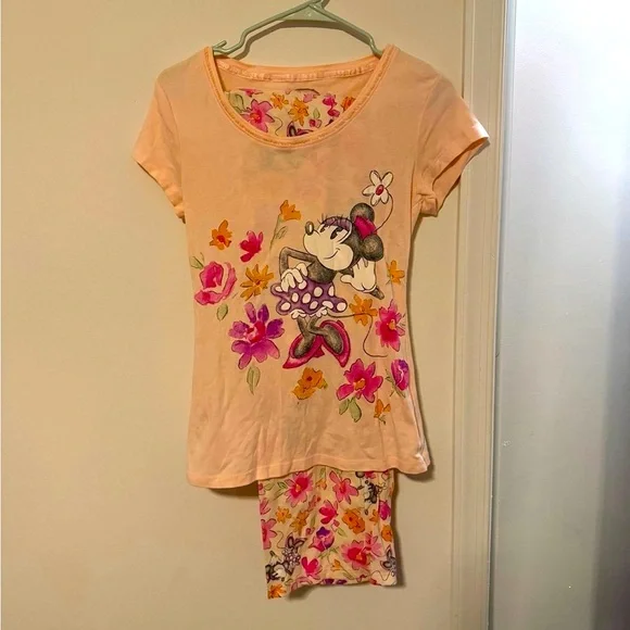 Disney Minnie Mouse Pink Pajama Set Short Sleeve Top Pants Floral Flower - Picture 1 of 6